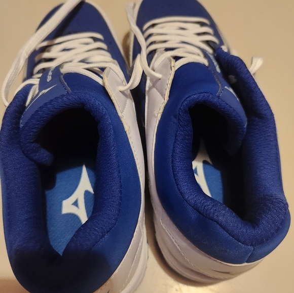 Mizuno softball‎ cleats - Picture 4 of 7